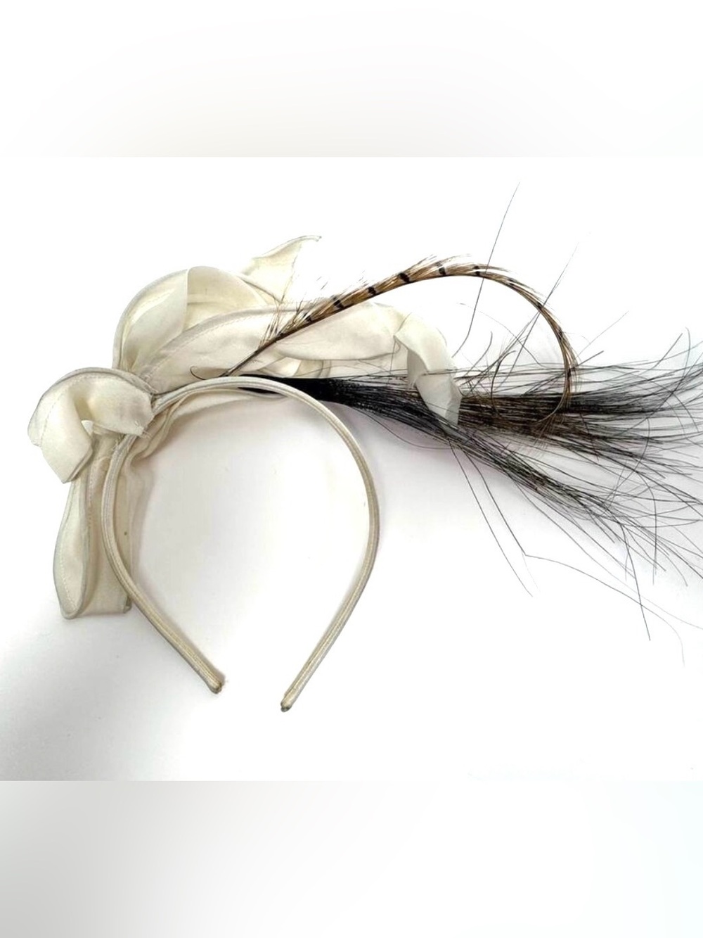 2009 Collette Dinnigan Archive Ivory Satin Feather Fascinator Headband Rare
